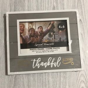 5 listings for $25. NiP , 4 x 6 , grey , farmhouse photo frame.